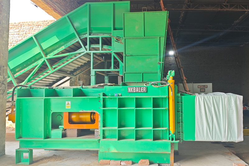 Hydraulic-baler-(1)
