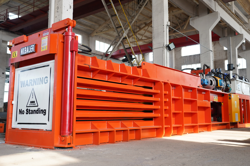 Hydraulic-baler-(12)
