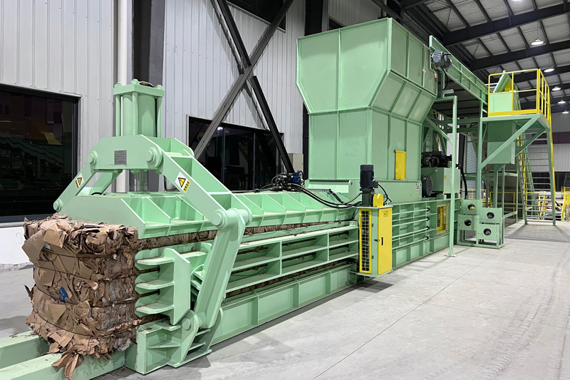 Hydraulic-baler-(6)