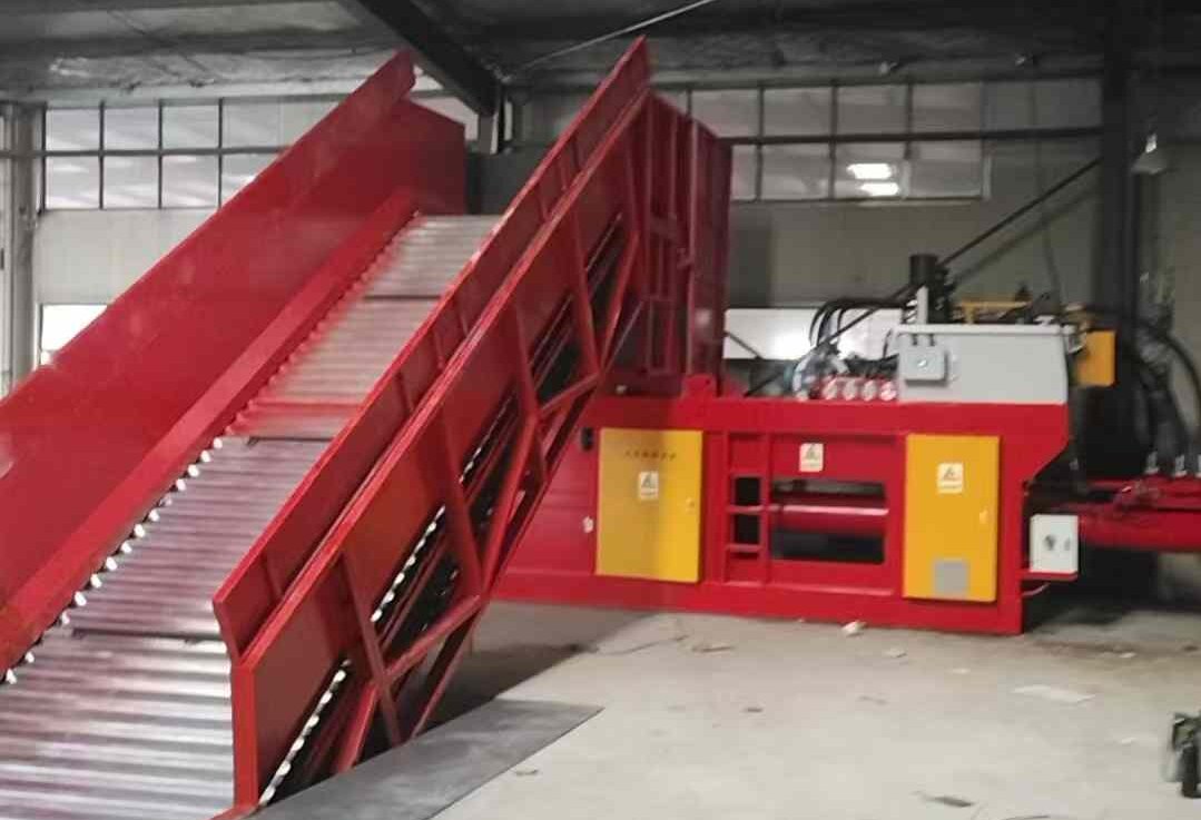 Semi-Automatic Horizontal Baler (87).jpg