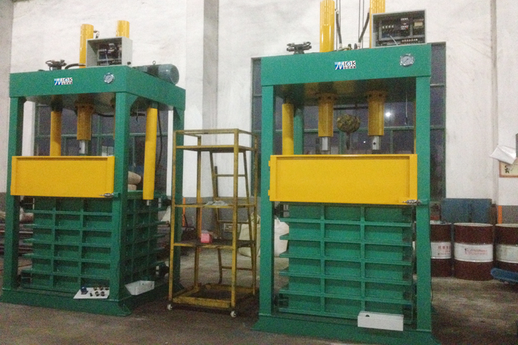 Textile Clothes Balers (12)