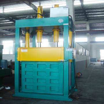 NK80LT Lifting Chamber Baling Machine