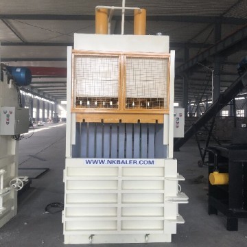 Presse à balles verticale à double cylindre moyenne NK1070T40