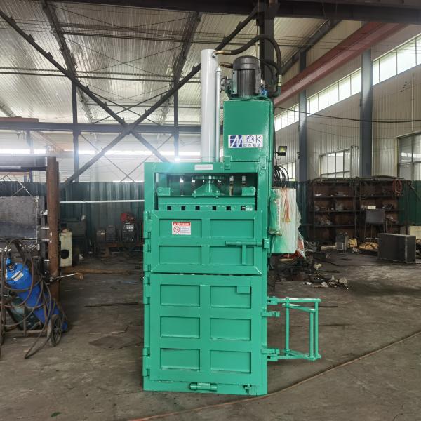 Vertical Balers (58).jpg