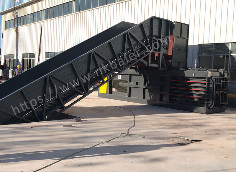 Semi-Automatic Horizontal Baler (120).jpg