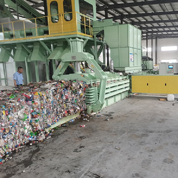 Fully Automatic Plastic Horizontal Baler Delivered to Recycling Center in Riyadh
