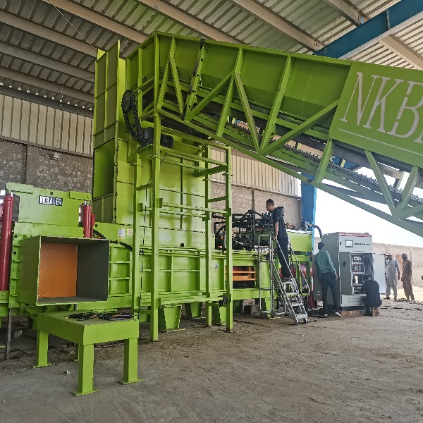 Causes & Quick Solutions for Stuck Bale Ejection Failure