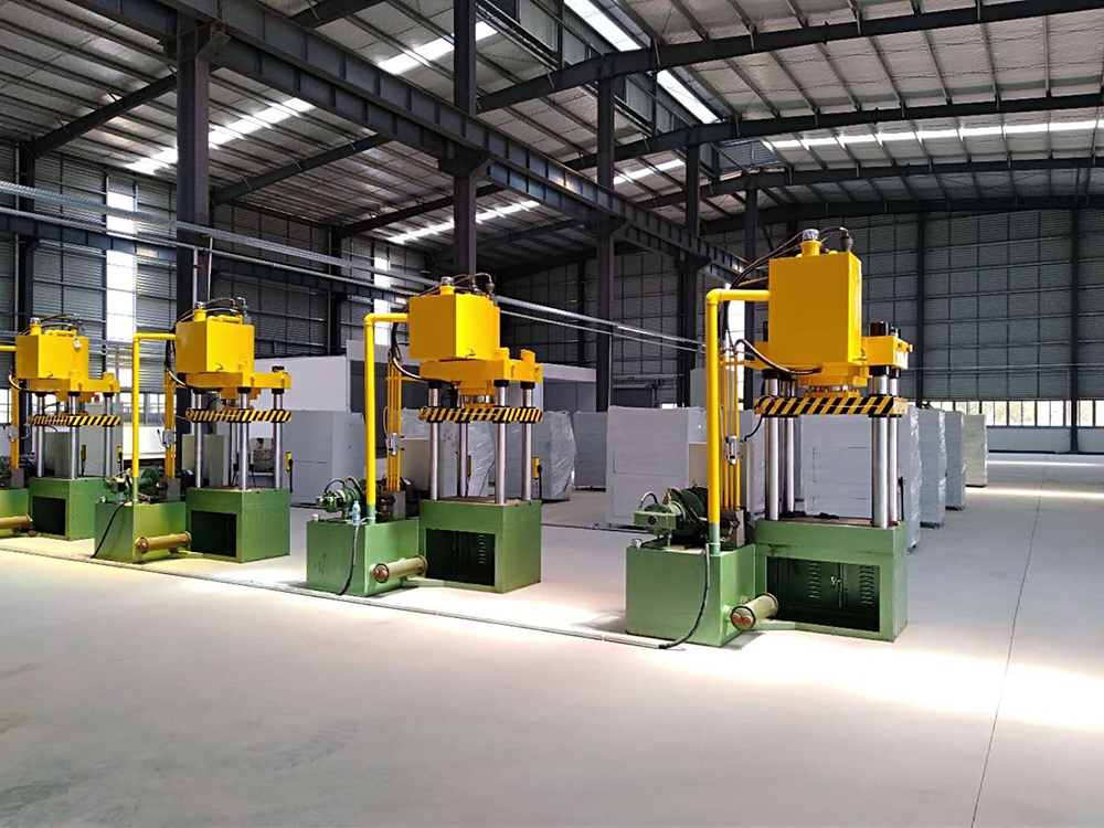Factory equipment (16)