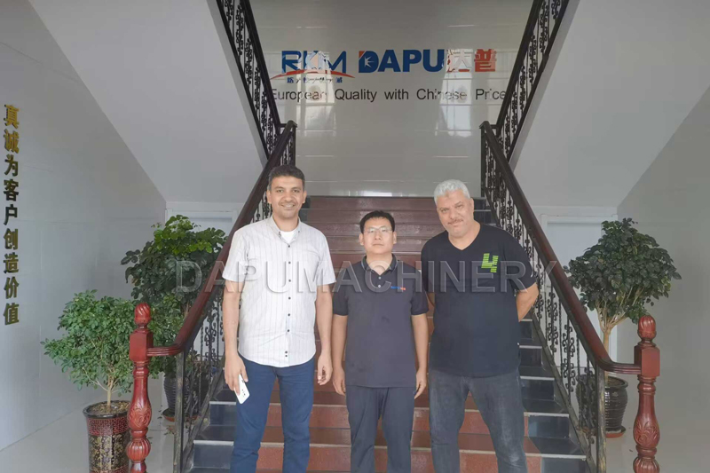 Maxay macaamiisha Masar u doortaan laba qaybood oo mashiinnada alxanka ah oo ka socda DAPU?