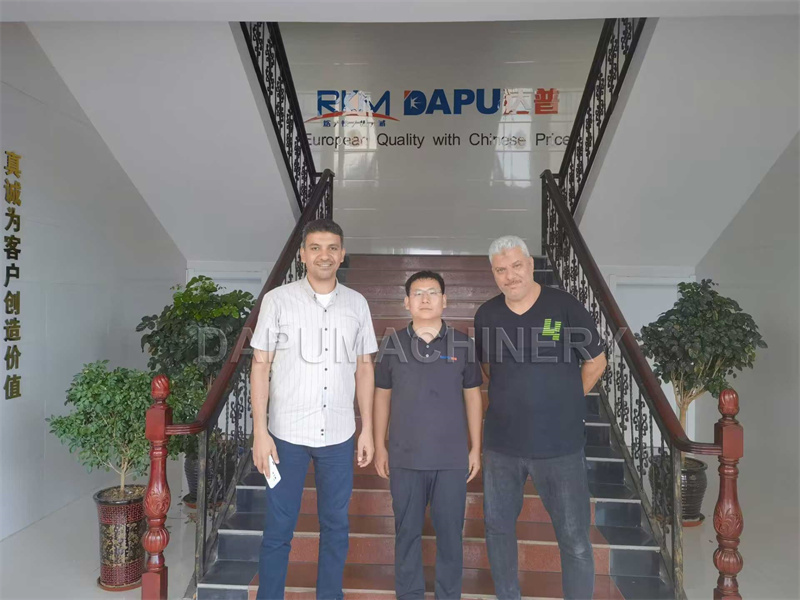 Egyptian-customers-visit-DAPU-factory-to-purchase-rebar-mesh-welding-machines-production-line.jpg