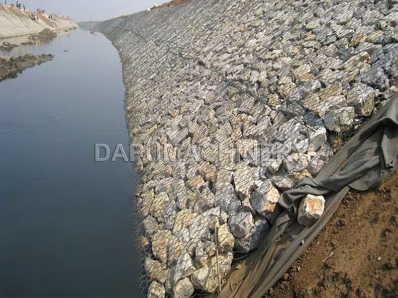 gabion-retaining-wall-for-slope-protection_看图王.jpg