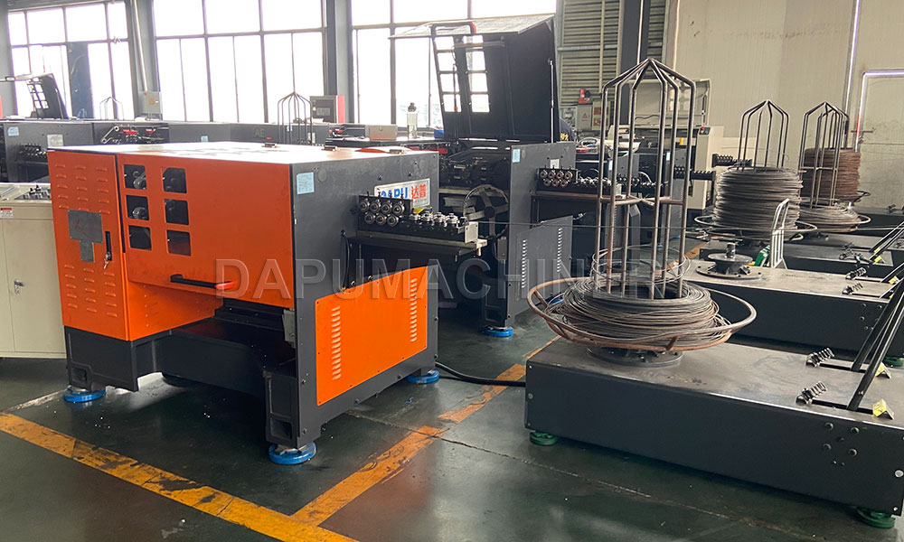 High-speed-nail-making-machine-producing-nails-in-Mexico.jpg