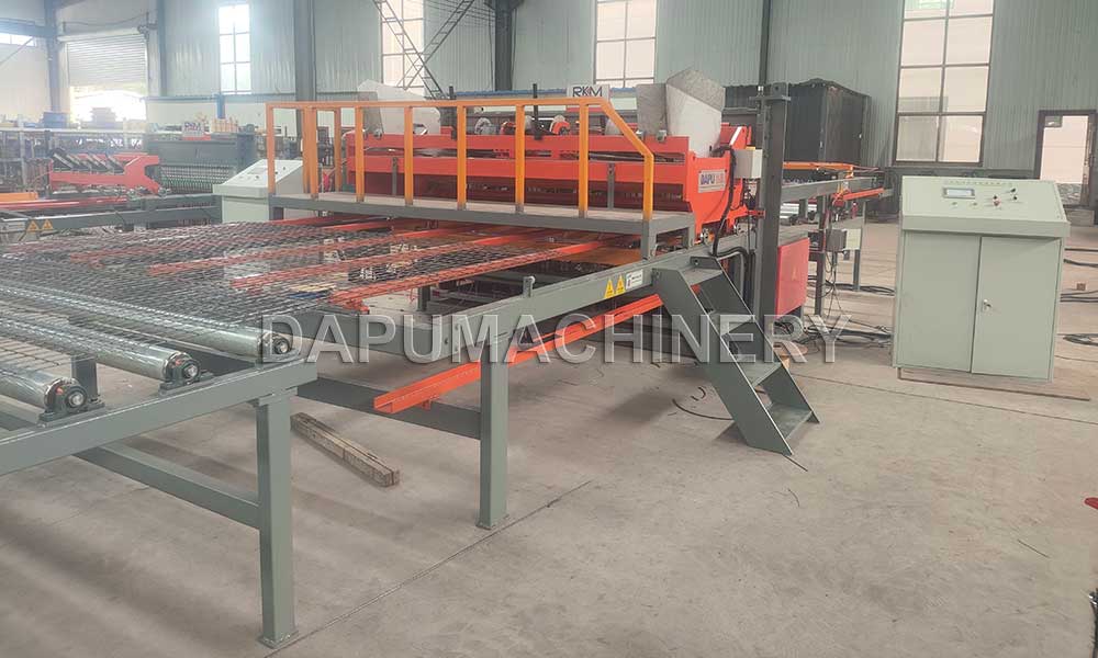 Mexico Customer Successfully Purchases DAPU 3-8mm Welded Wire Mesh Machine for 3D Fence and Construction Mesh