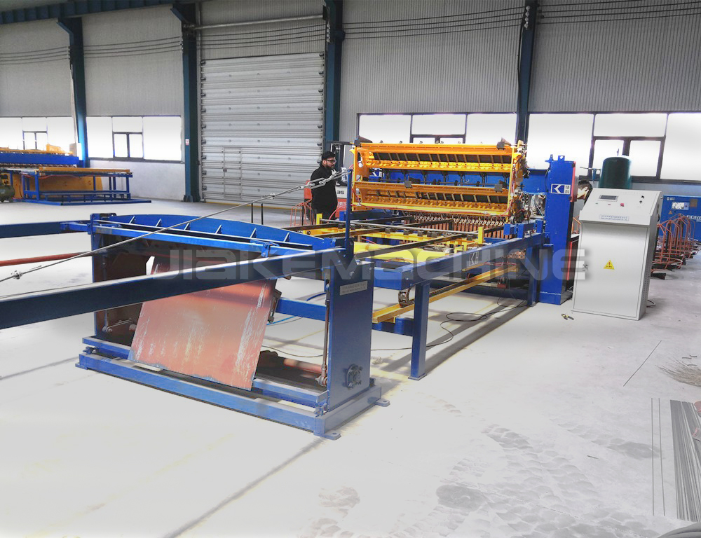 chicken cage welding machine
