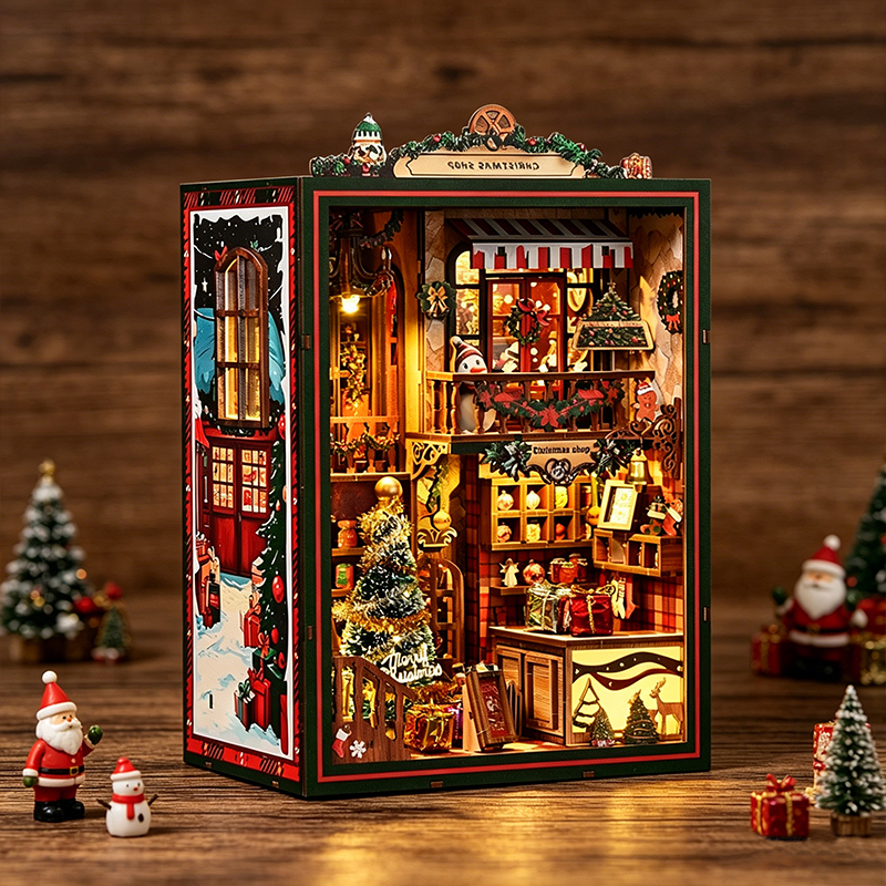 Christmas Book Nook Display 42