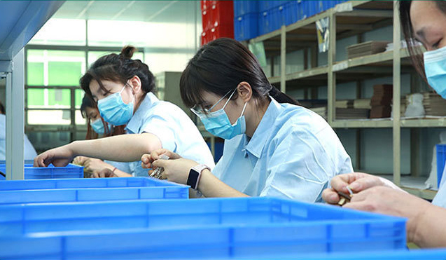 How a Wooden DIY Kits Manufacturer Controls Quality for OEM Wooden DIY Kits