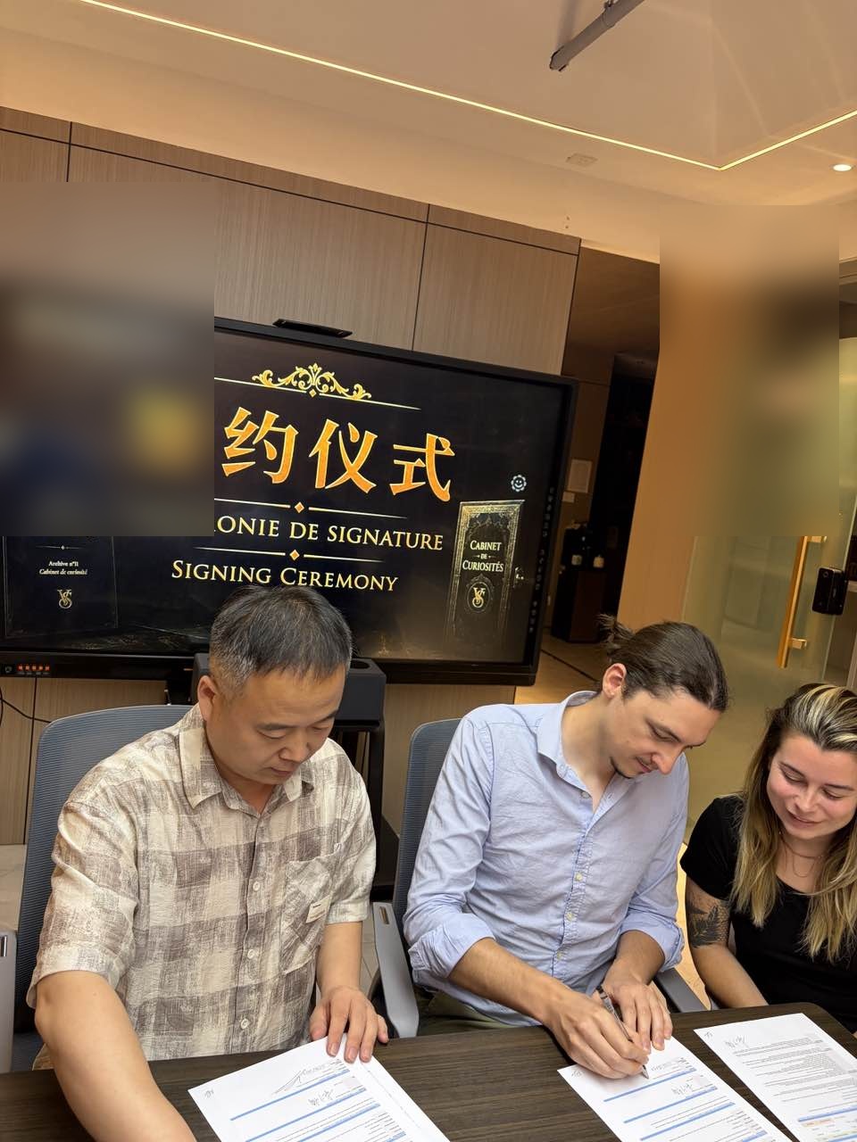Overseas Client Visit: Factory Review, Design Confirmation, and Contract Signing