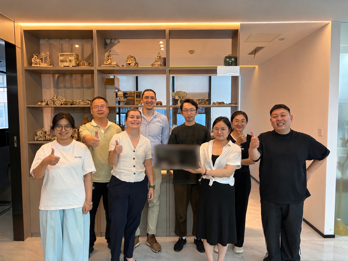 overseas-client-factory-visit-team-photo(1)