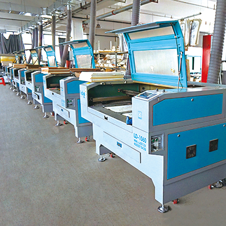 Wooden Craft Kit OEM Manufacturing: From Product Concept to Retail-Ready Packaging