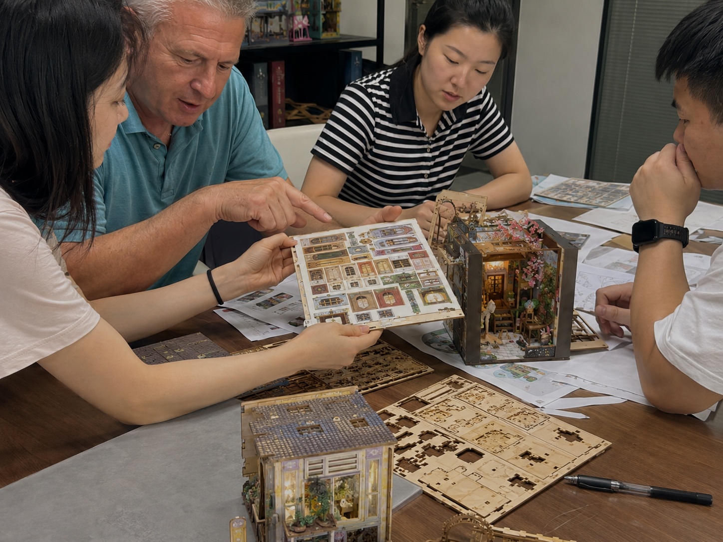 custom-wooden-diy-sample-structure-discussion