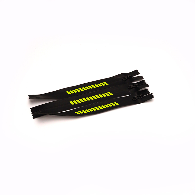 Nylon Waterproof Zipper with Matte Coating and Logo Print
