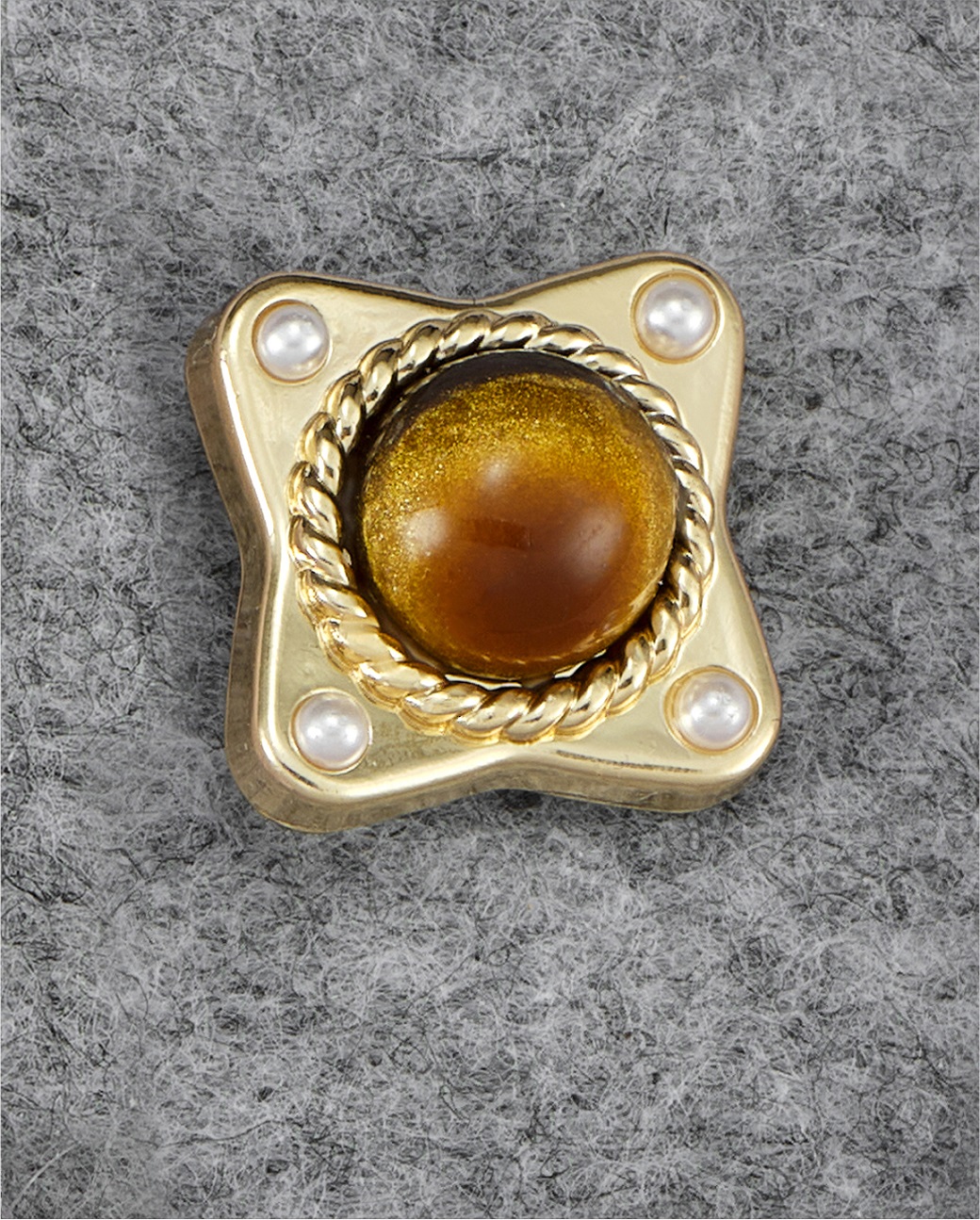 Gold Plated Pearl Star Alloy Button