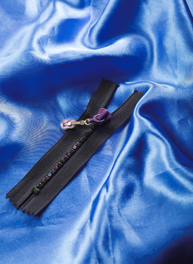 No.5 Rhinestone Zipper Black Tape Mut...