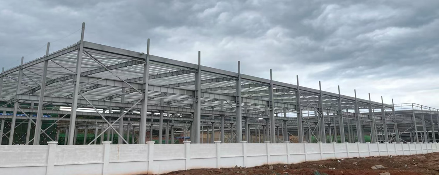 Fertigbau-Stahlkonstruktion Gebäude Garagen Lager Werkstatt Metallrahmen Lagerhalle (4)