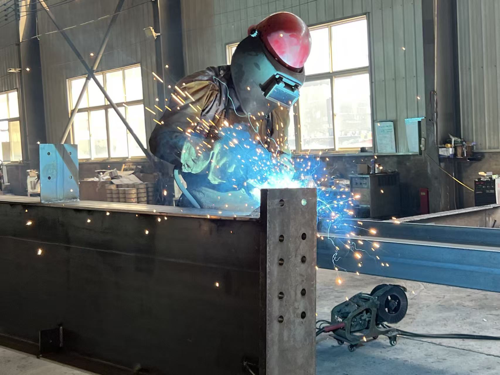 Zhisheng Steel Structure lance son site web officiel et se positionne pour répondre à la demande mondiale en matière de construction métallique préfabriquée.
