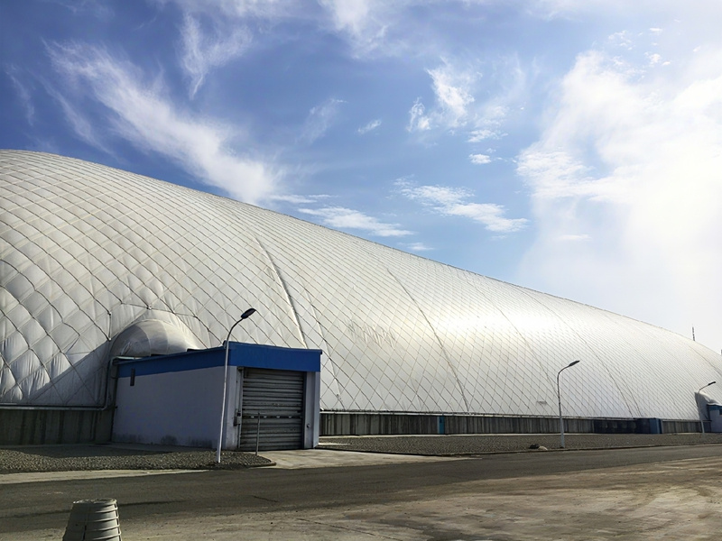 emergency door of giant inflatable dome