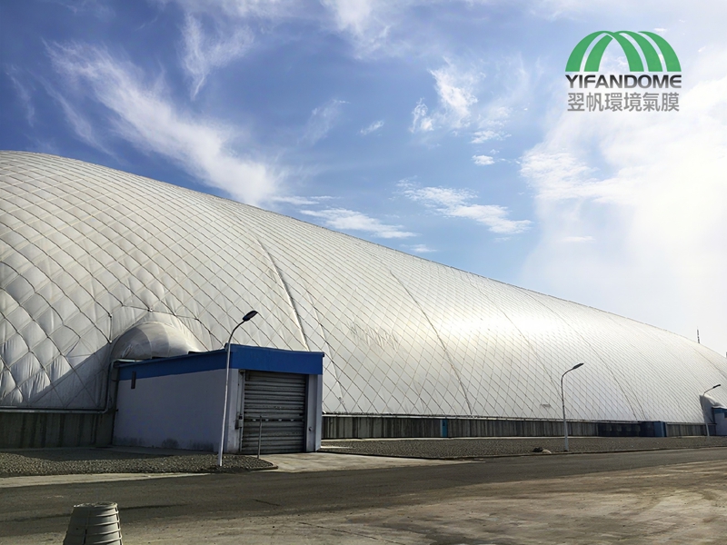 emergency door of giant inflatable dome