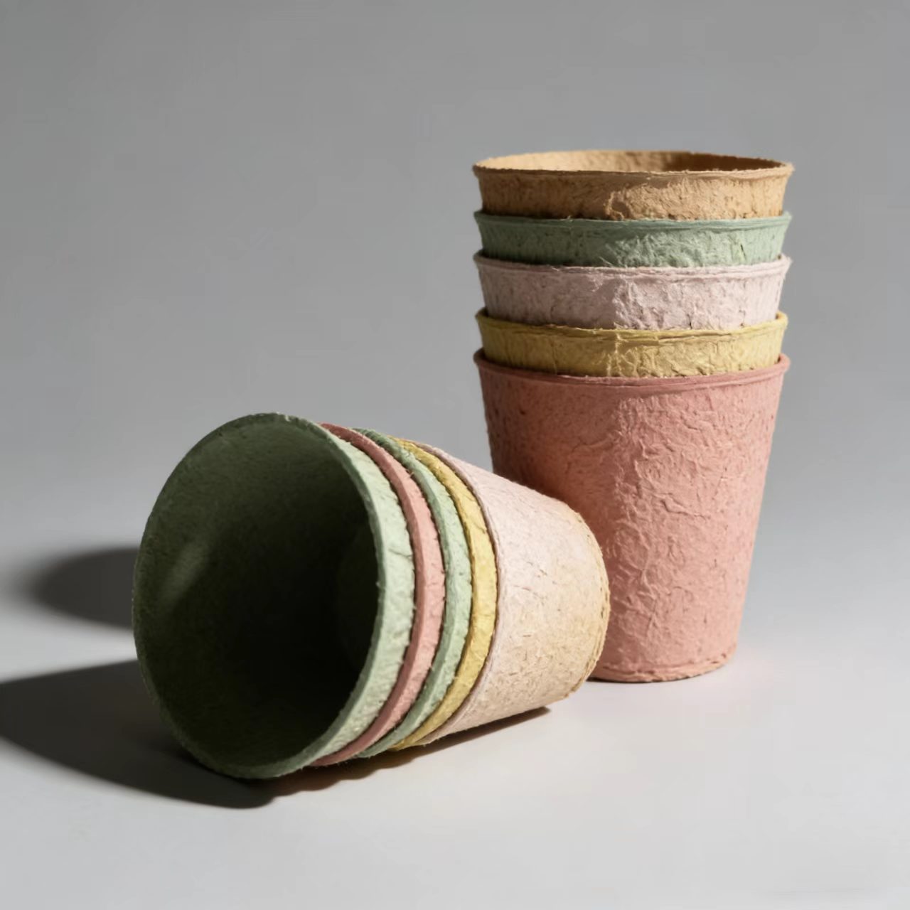Eco-Friendly Dry-Pressed  Biodegradable Paper Pulp Seedling Pots