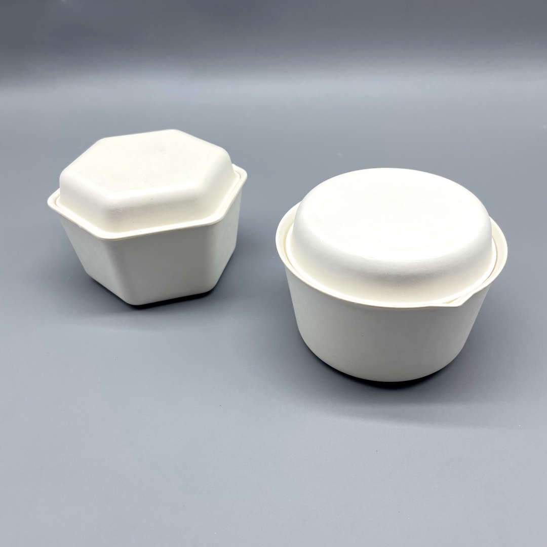 Service à thé en pulpe moulée sur mesure.jpg