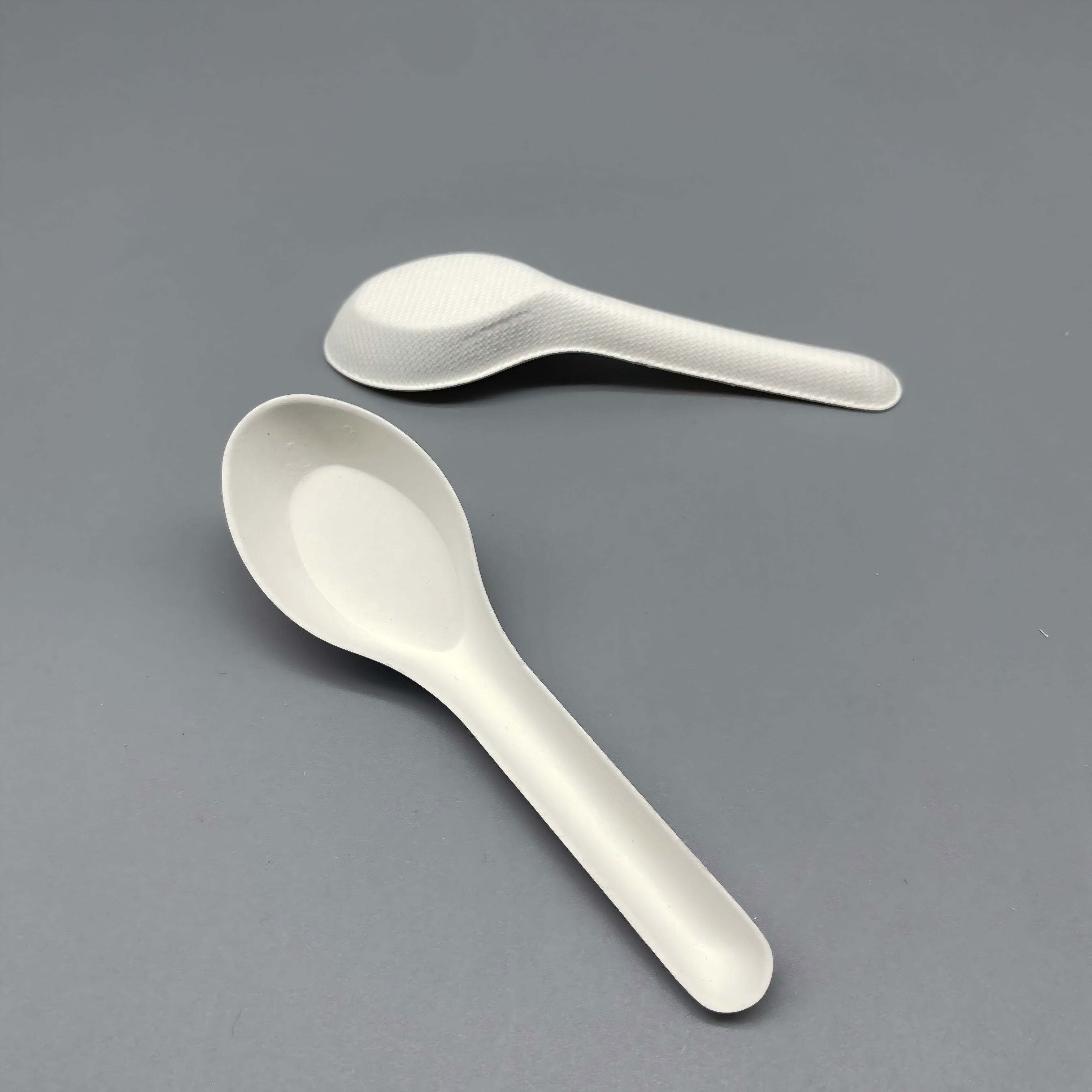 vaisselle biodégradable en vrac.jpg