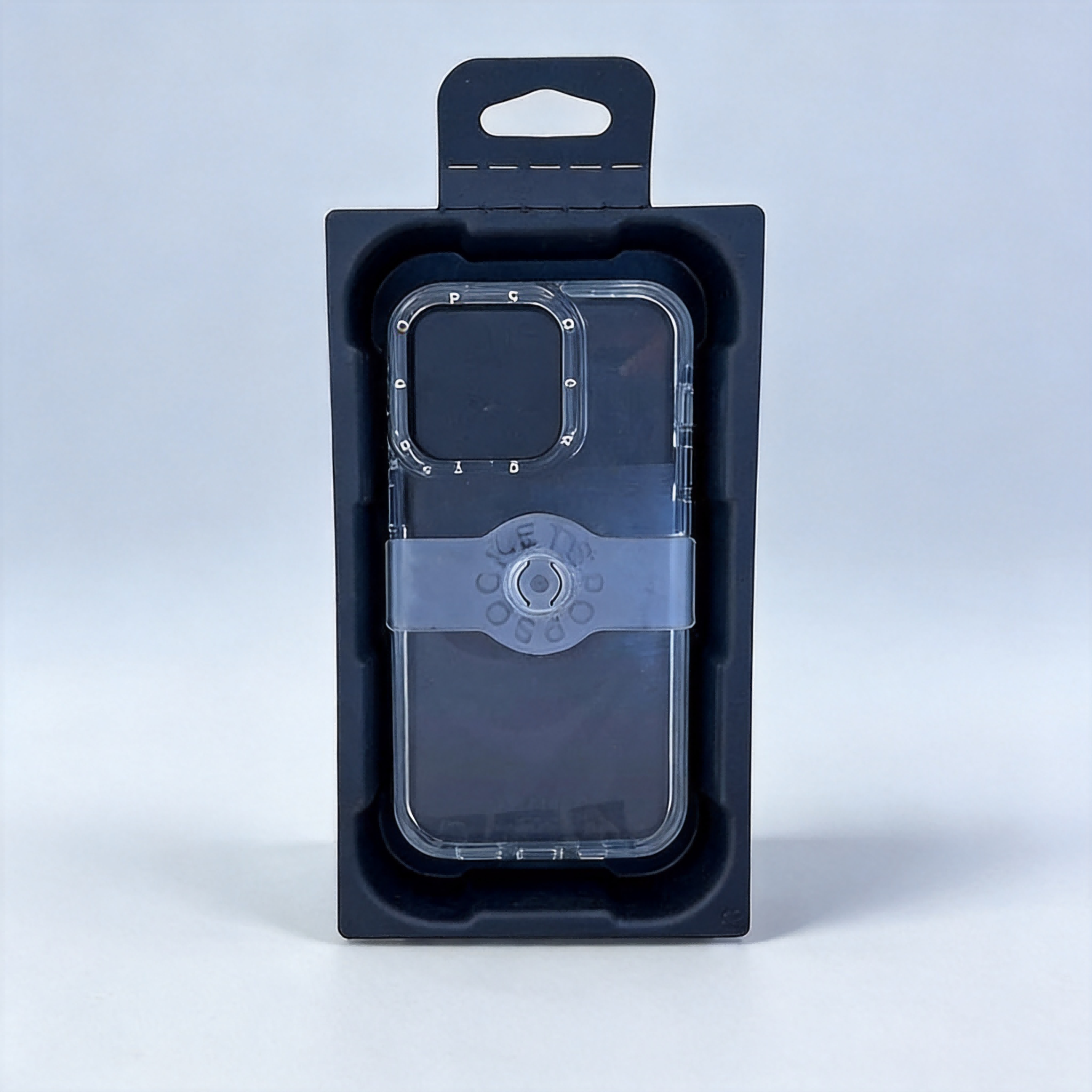 eco-friendly display packaging for electronics retail.png