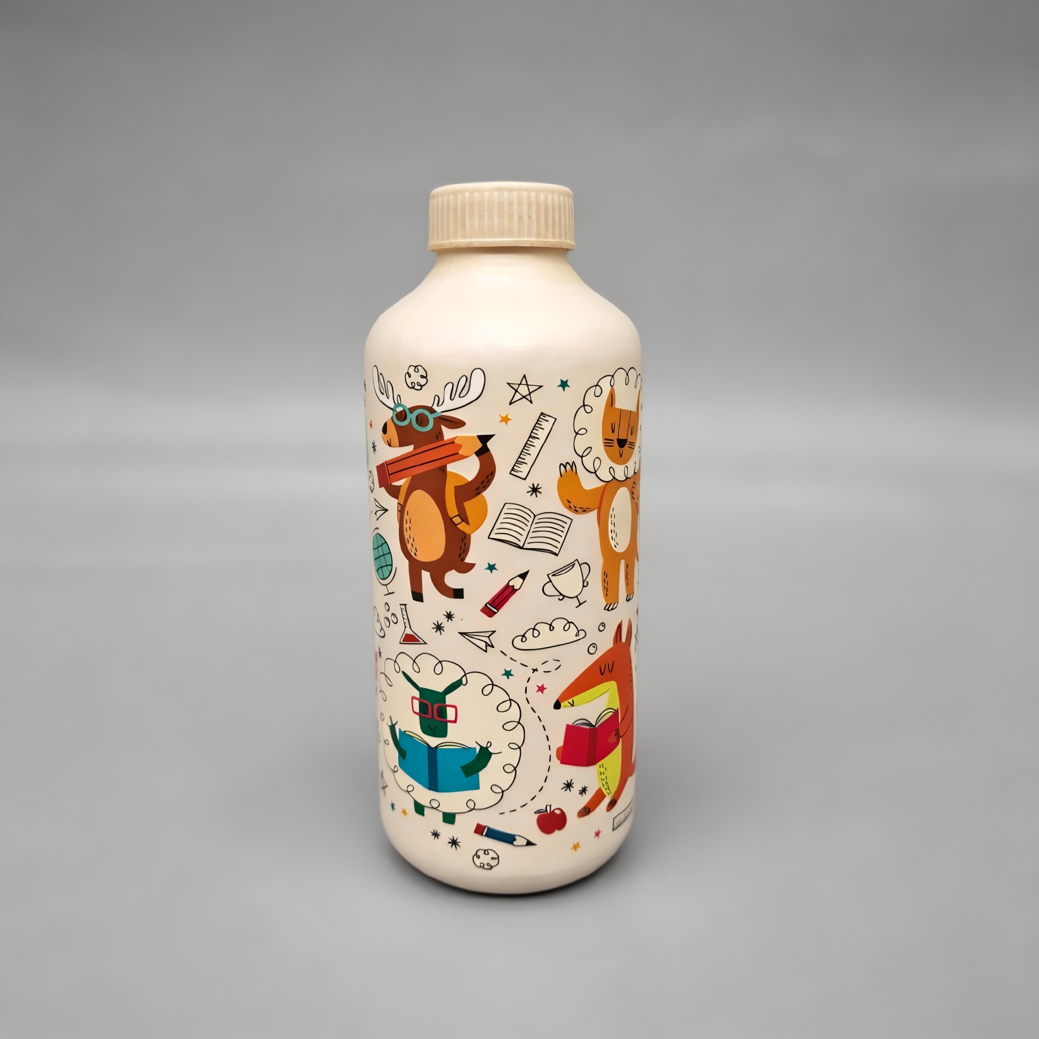 Flasche und Verschluss aus vollständig biologisch abbaubarem Zellstoff für Shampoo und Duschgel