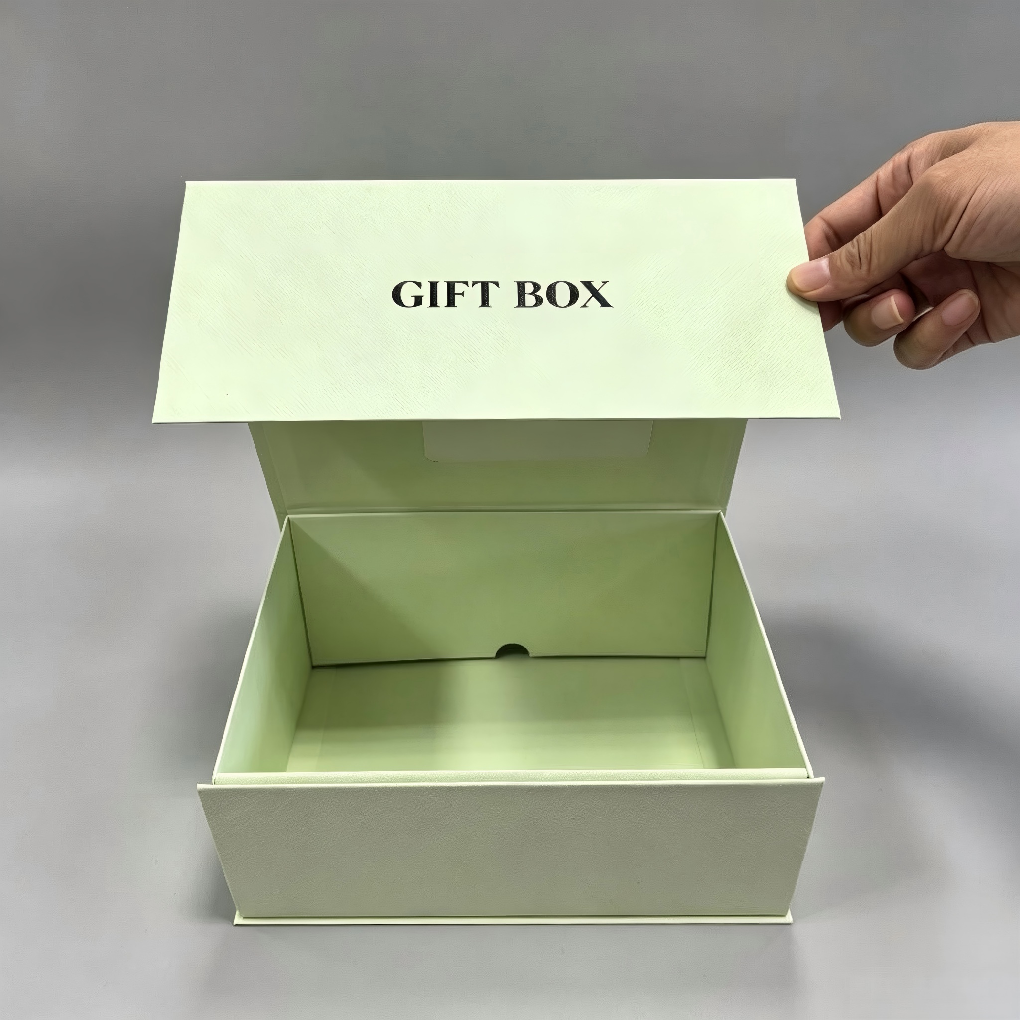 Luxuriöse, individuell gestaltete, faltbare Geschenkbox, flach versendbar, stabiler Karton
