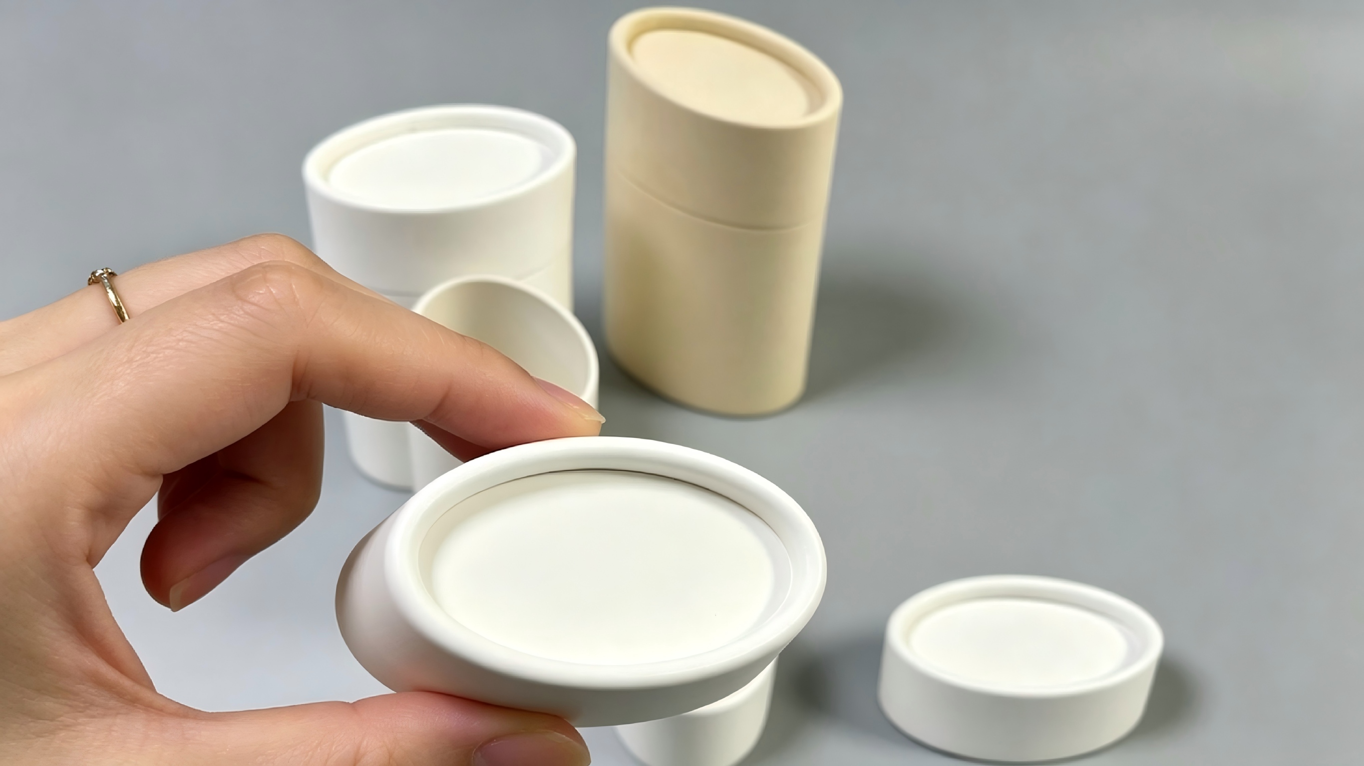 nachfüllbare Deodorant-Tube China.jpg