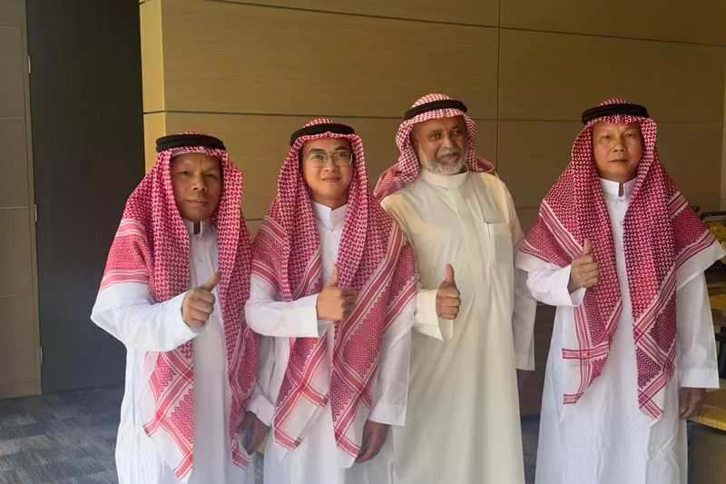 Group-Photo-with-Clients1