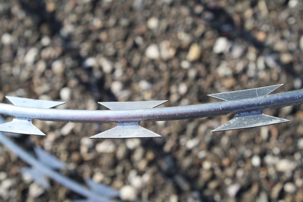 Razor wire