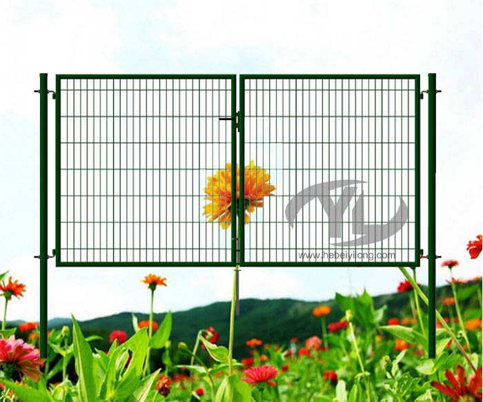 round post double garden gate