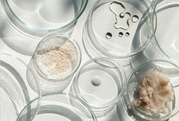 化妆品中的油包水乳液：如何为护肤配方选择合适的乳化剂