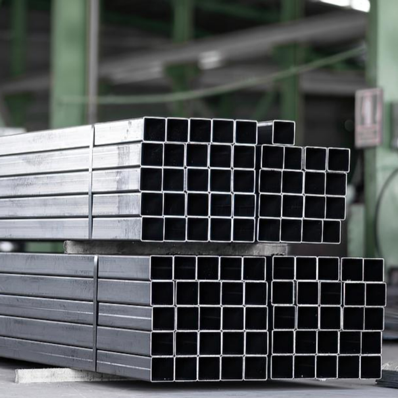 High-Quality-Carbon-Steel-Square-&-Rectangular-Pipe1.jpg