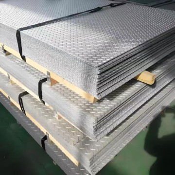 Checkered Steel Plate Diamond Steel Sheet Structural Steel for Construction