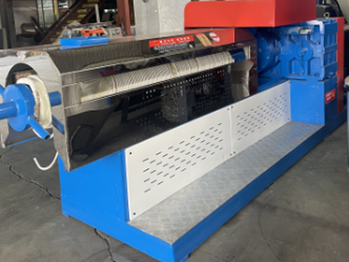 Main-machine-of-extrusion-part