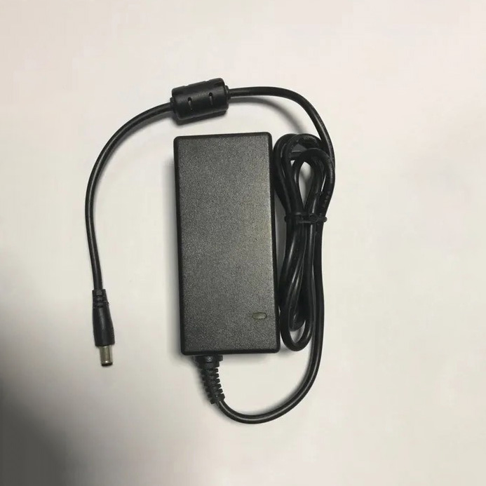 15w 100-240v Desktop Power 3.jpg