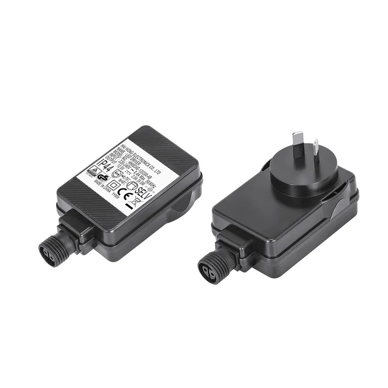 24W Universal Adapter With Short Circuit/Overload/Over Voltage Protection