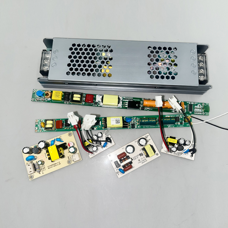 Matter スマート調光と色温度 LED トラック スポットライト (3)oil