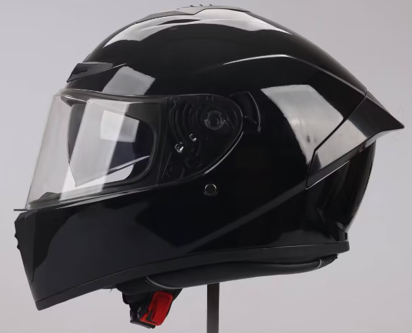 New Motorcycle Helmet Design Promises Enhanced Safety and Comfort for Riders