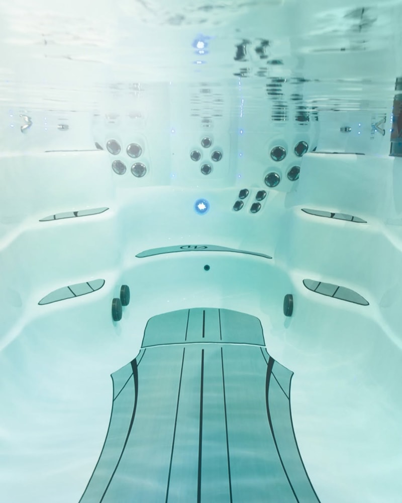 Bathtub & Pool (3).jpg